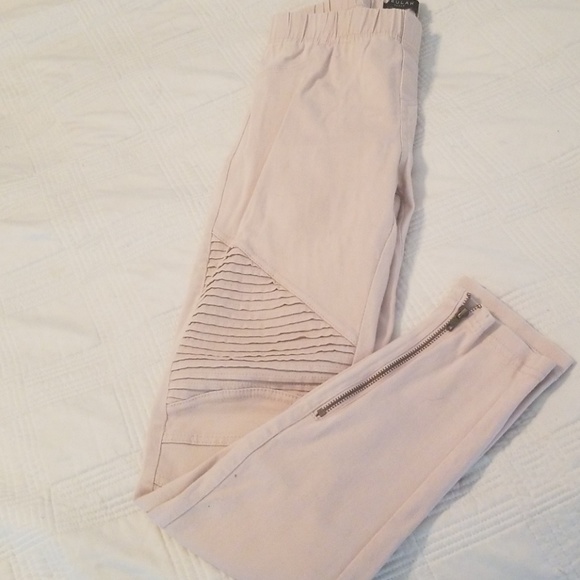 Beulah Pants - ❗Motto Jeggings❗>•Best POSH Price•<